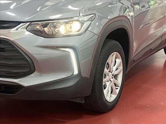 CHEVROLET-TRACKER-2022