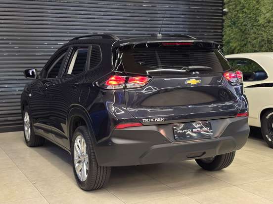 CHEVROLET-TRACKER-2025
