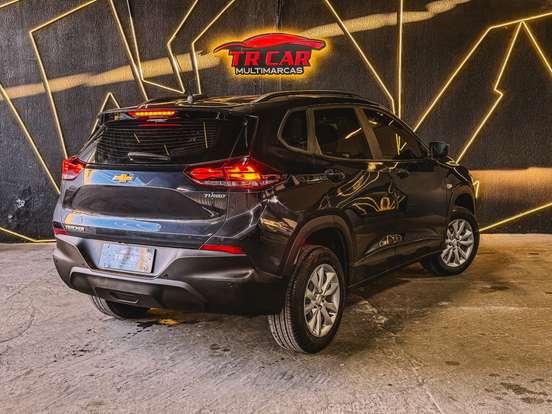 CHEVROLET-TRACKER-2024