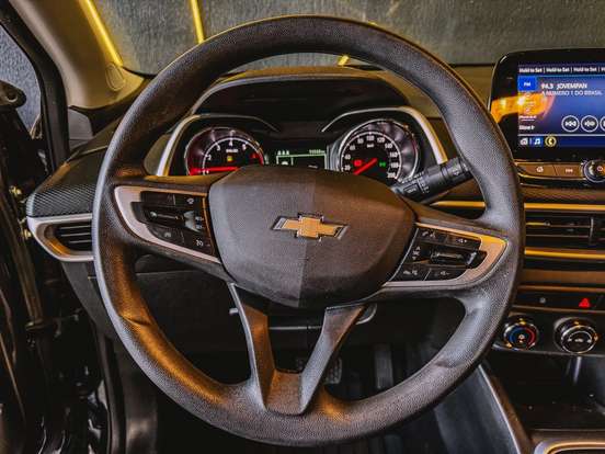 CHEVROLET-TRACKER-2024