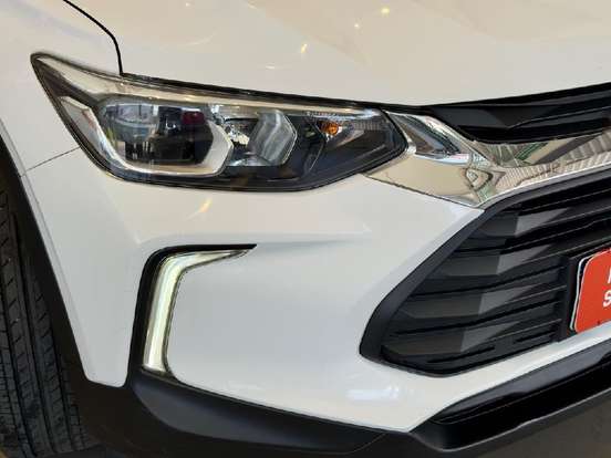 CHEVROLET-TRACKER-2021