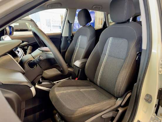 CHEVROLET-TRACKER-2021