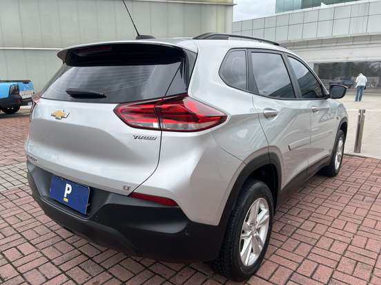CHEVROLET-TRACKER-2021