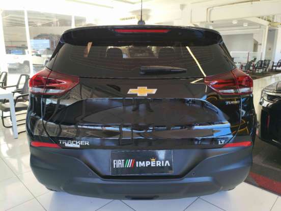 CHEVROLET-TRACKER-2024