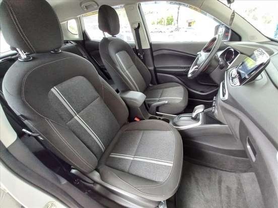 CHEVROLET-TRACKER-2023
