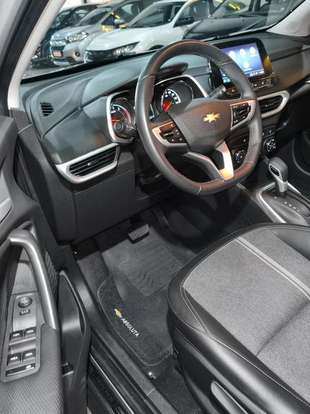 CHEVROLET-TRACKER-2021