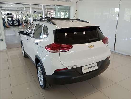 CHEVROLET-TRACKER-2021