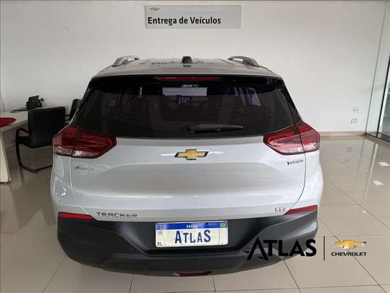 CHEVROLET-TRACKER-2020