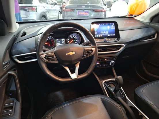 CHEVROLET-TRACKER-2023
