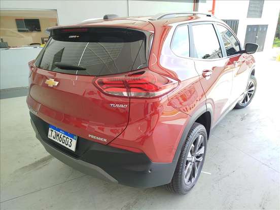 CHEVROLET-TRACKER-2024