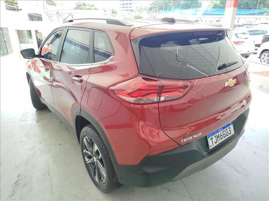 CHEVROLET-TRACKER-2024