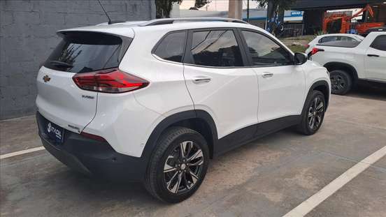 CHEVROLET-TRACKER-2023