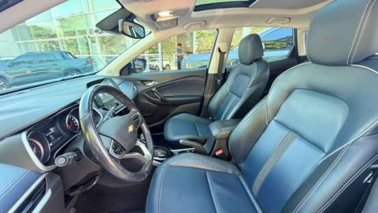CHEVROLET-TRACKER-2020