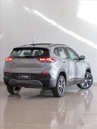 CHEVROLET-TRACKER-2023