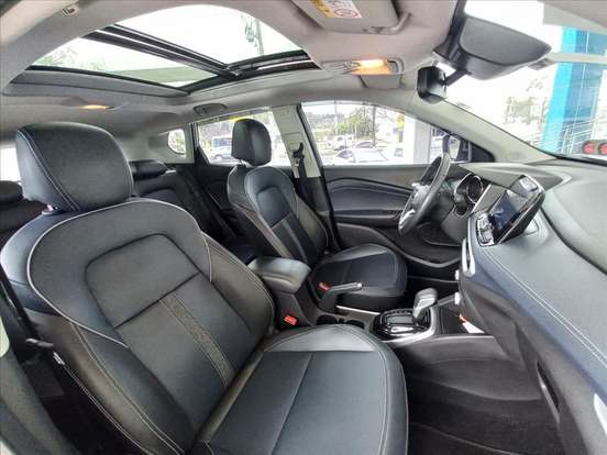 CHEVROLET-TRACKER-2024