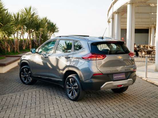 CHEVROLET-TRACKER-2020