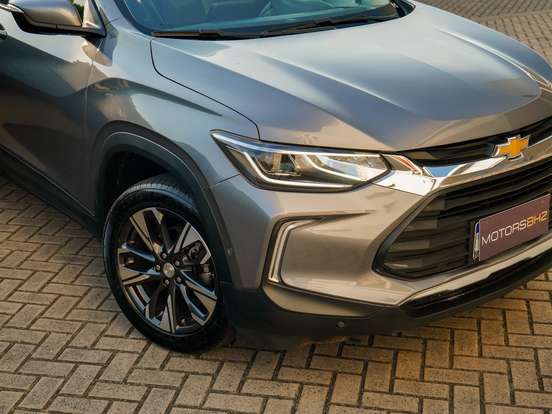 CHEVROLET-TRACKER-2020