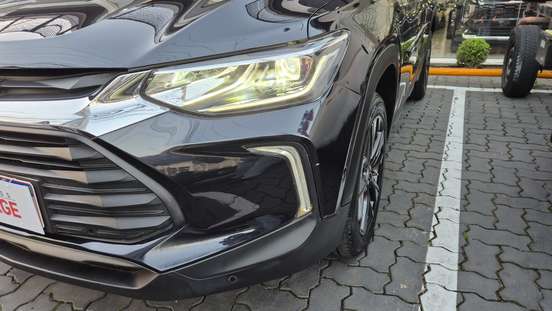 CHEVROLET-TRACKER-2023