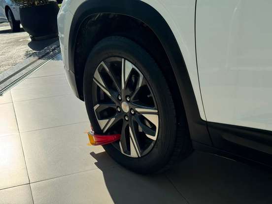 CHEVROLET-TRACKER-2024