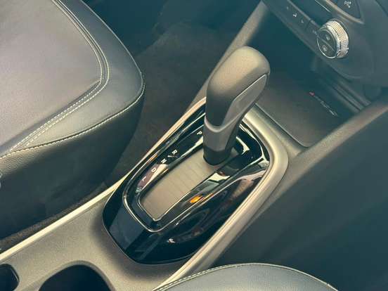 CHEVROLET-TRACKER-2024