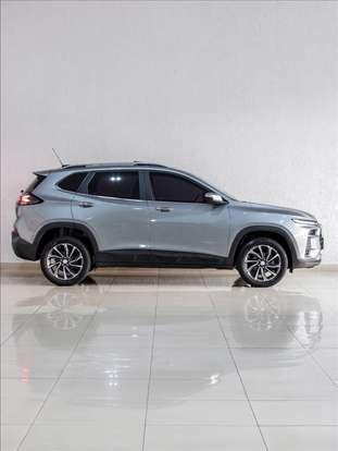 CHEVROLET-TRACKER-2025