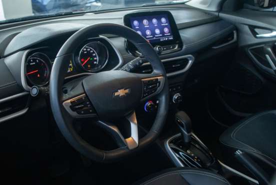 CHEVROLET-TRACKER-2024