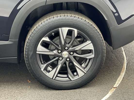 CHEVROLET-TRACKER-2022