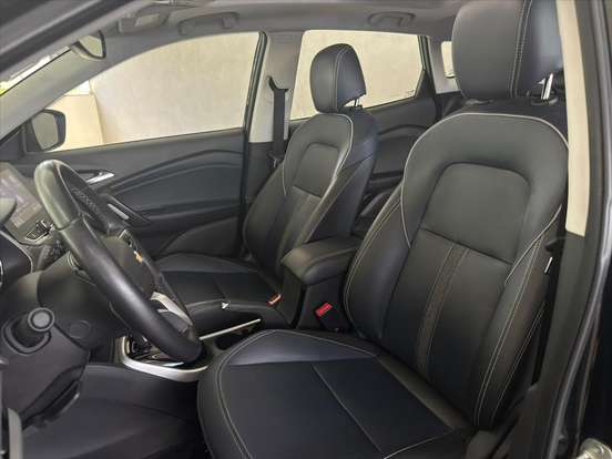 CHEVROLET-TRACKER-2022