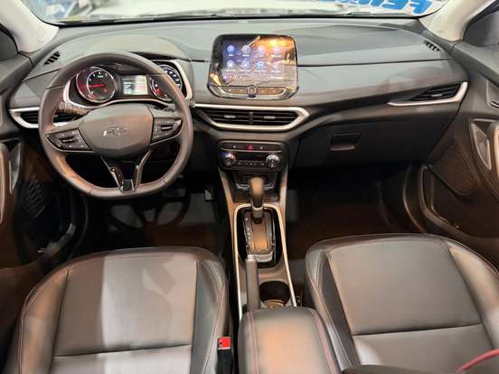CHEVROLET-TRACKER-2025