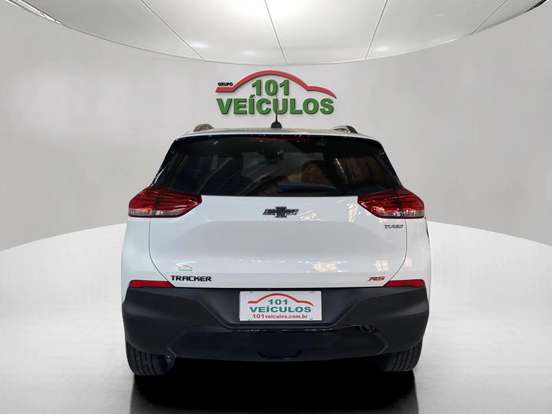 CHEVROLET-TRACKER-2023