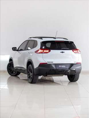 CHEVROLET-TRACKER-2023