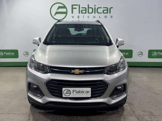 CHEVROLET-TRACKER-2019