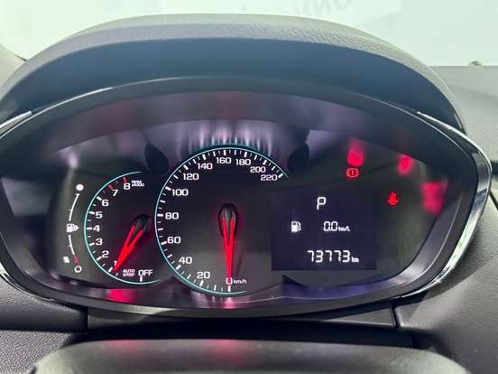 CHEVROLET-TRACKER-2019