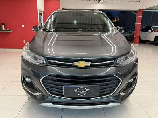 CHEVROLET-TRACKER-2017