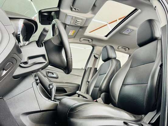 CHEVROLET-TRACKER-2017
