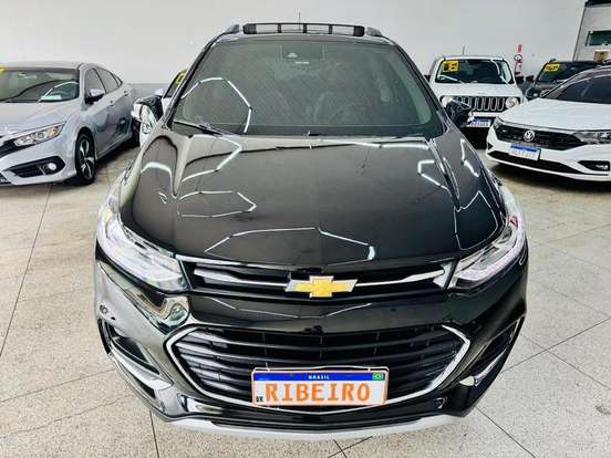 CHEVROLET-TRACKER-2017