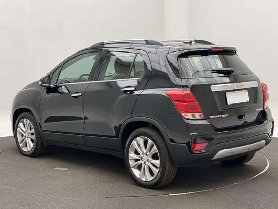 CHEVROLET-TRACKER-2019