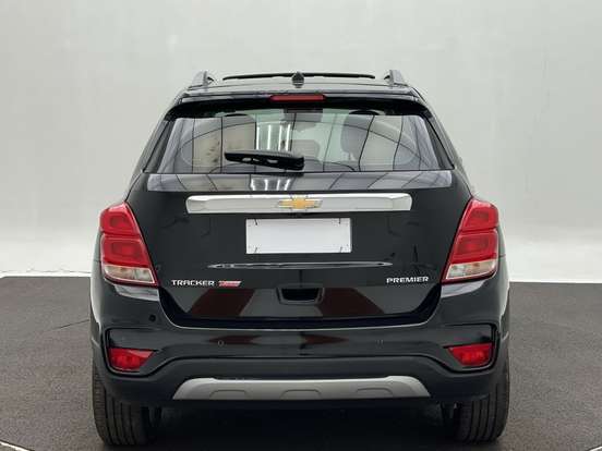 CHEVROLET-TRACKER-2019