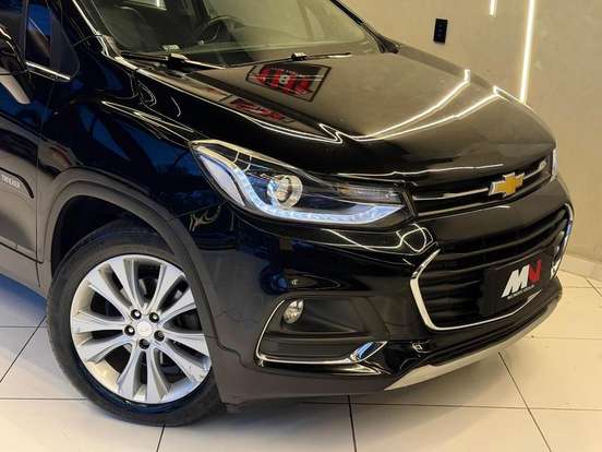 CHEVROLET-TRACKER-2018