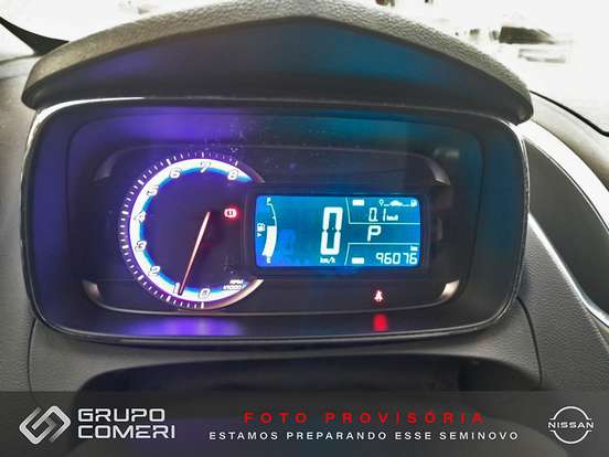 CHEVROLET-TRACKER-2014
