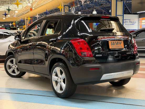 CHEVROLET-TRACKER-2015