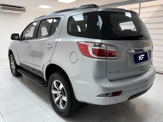 CHEVROLET-TRAILBLAZER-2013