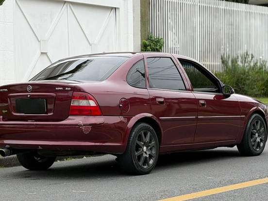 CHEVROLET-VECTRA-2.0 MPFI CD 8V GASOLINA 4P MANUAL CHEVROLET-VECTRA-1996