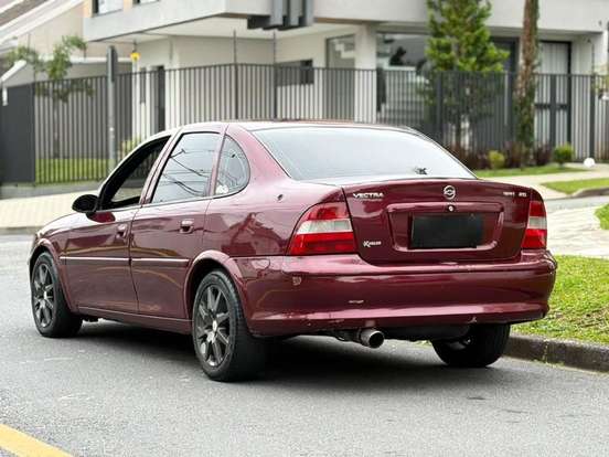 CHEVROLET-VECTRA-1996