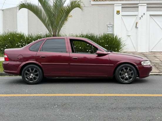 CHEVROLET-VECTRA-2.0 MPFI CD 8V GASOLINA 4P MANUAL CHEVROLET-VECTRA-1996