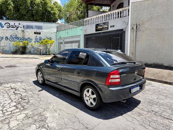 CHEVROLET ASTRA 2.0 MPFI ADVANTAGE 8V FLEX 4P MANUAL