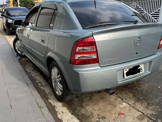 CHEVROLET-ASTRA-2.0 MPFI CD 8V GASOLINA 4P MANUAL CHEVROLET-ASTRA-2002