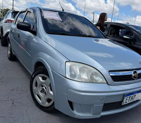 CHEVROLET-CORSA-2011