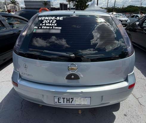CHEVROLET-CORSA-2011