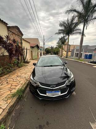 CHEVROLET-CRUZE-2018